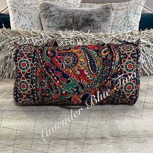 VERA BRADLEY Venetian Paisley 2013 L Duffle Bag Travel Blue Green Red Y2K Yellow